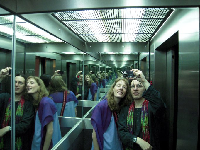 Hotel Libertador mirrored elevator
