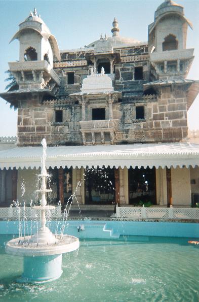 Fountain in Jagmandir Palace