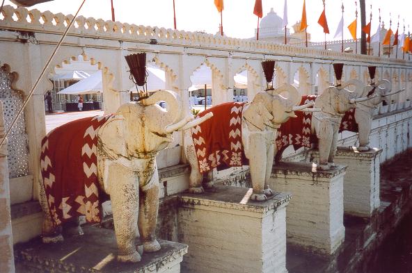 Elephant Statues at Jagmandir Palace